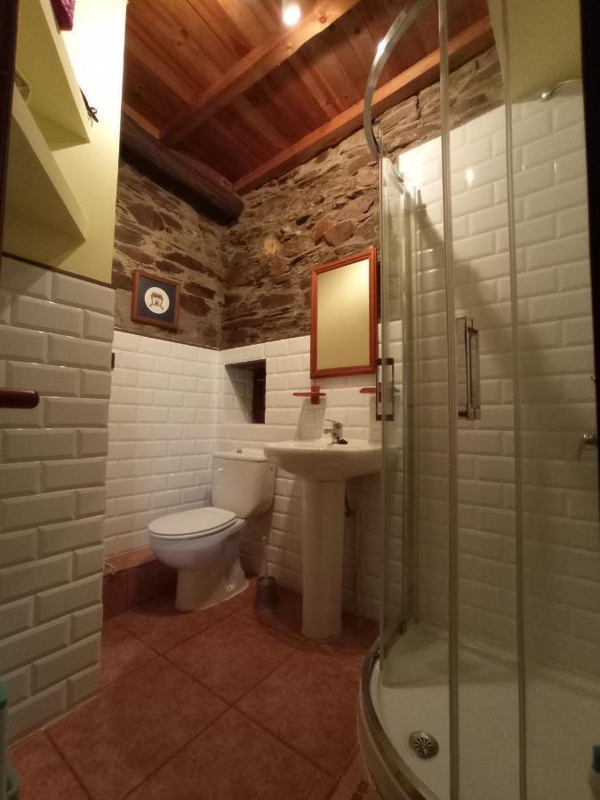 Casa De Abril 1 Guest House San Cristobal de Valdueza Eksteriør bilde